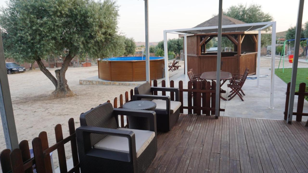 Villa Cuchi Farm Chinchón Esterno foto